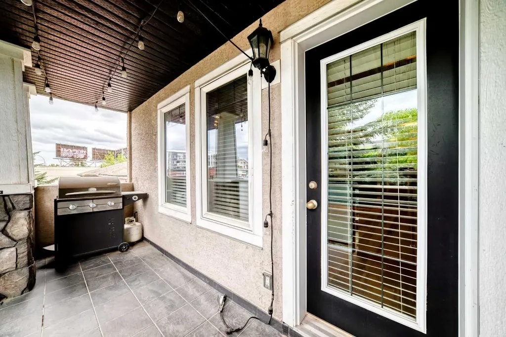 1920 26 Street SW Calgary AB T3E 2A1