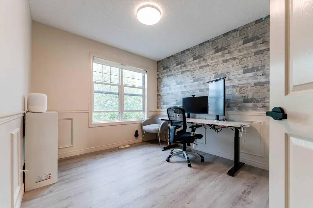 142 Bridlewood Manor SW Calgary AB T2Y 3T5