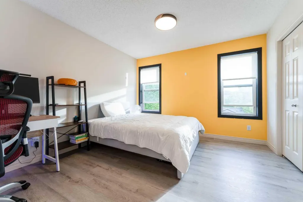 142 Bridlewood Manor SW Calgary AB T2Y 3T5