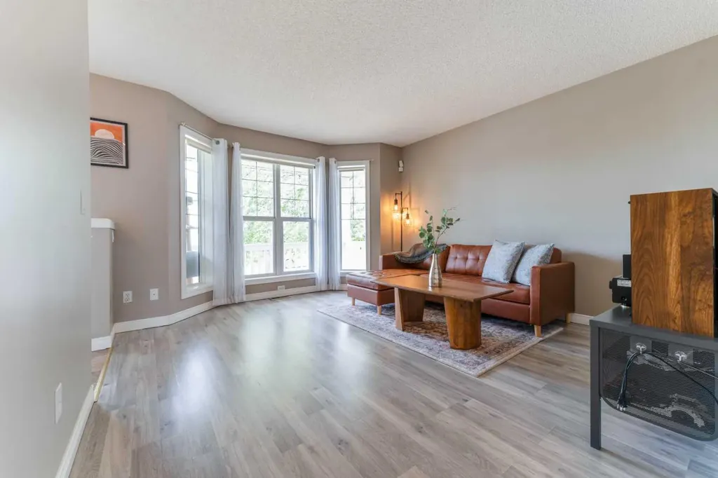 142 Bridlewood Manor SW Calgary AB T2Y 3T5