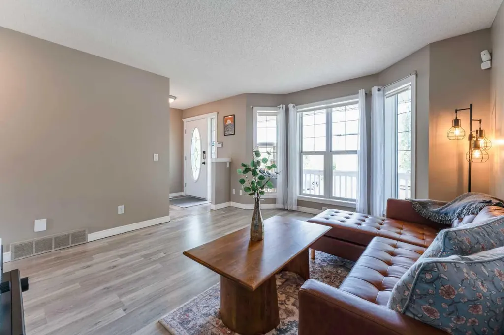 142 Bridlewood Manor SW Calgary AB T2Y 3T5