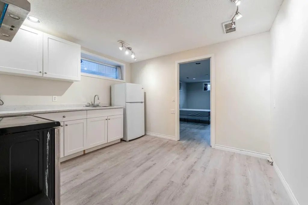 142 Bridlewood Manor SW Calgary AB T2Y 3T5