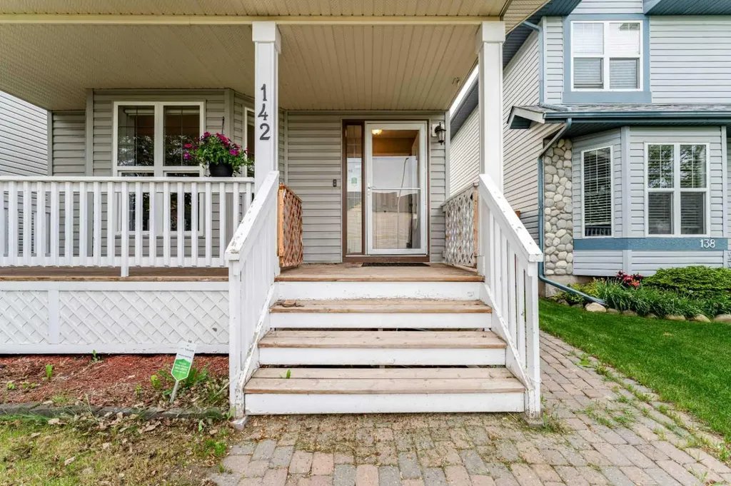 142 Bridlewood Manor SW Calgary AB T2Y 3T5