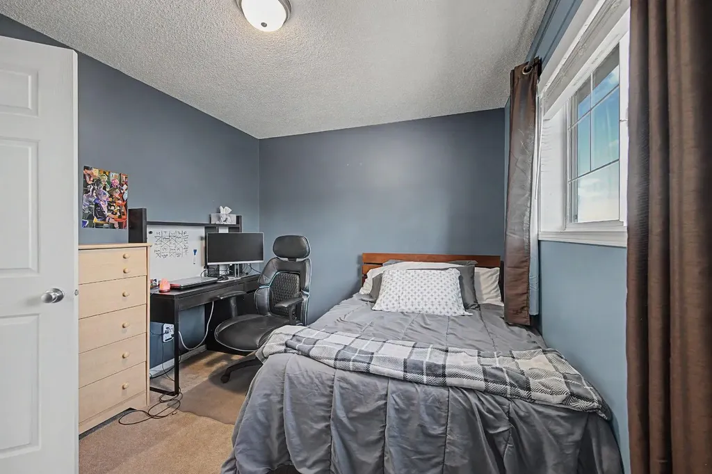 279 Hidden Hills Road NW Calgary AB T3A 5X9
