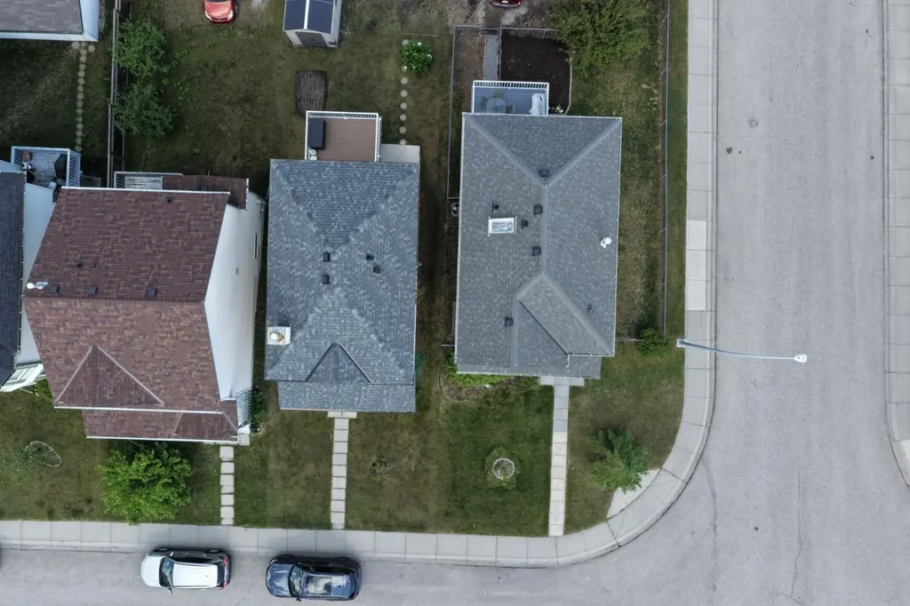 279 Hidden Hills Road NW Calgary AB T3A 5X9