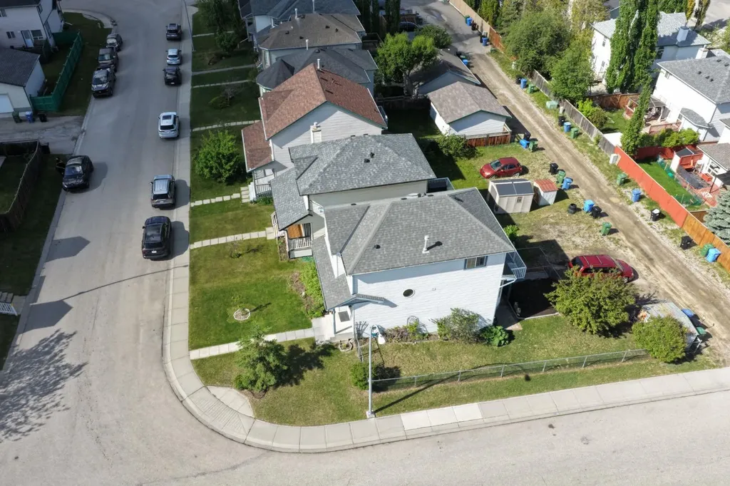 279 Hidden Hills Road NW Calgary AB T3A 5X9