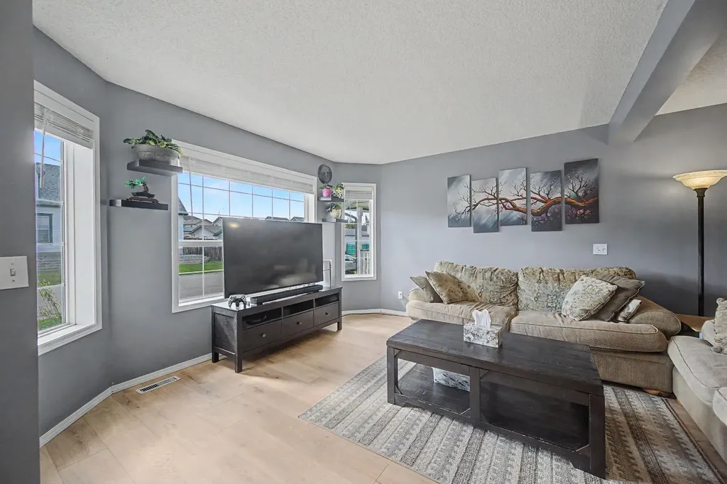 279 Hidden Hills Road NW Calgary AB T3A 5X9