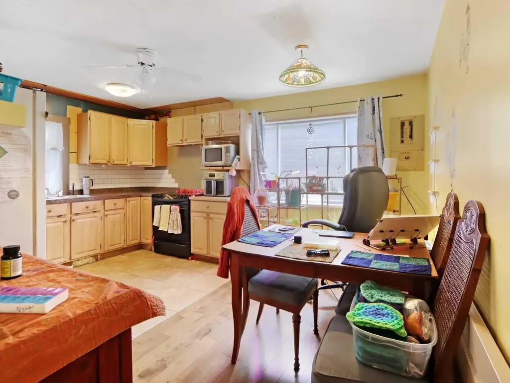813 13th Street Canmore AB T1W1W5