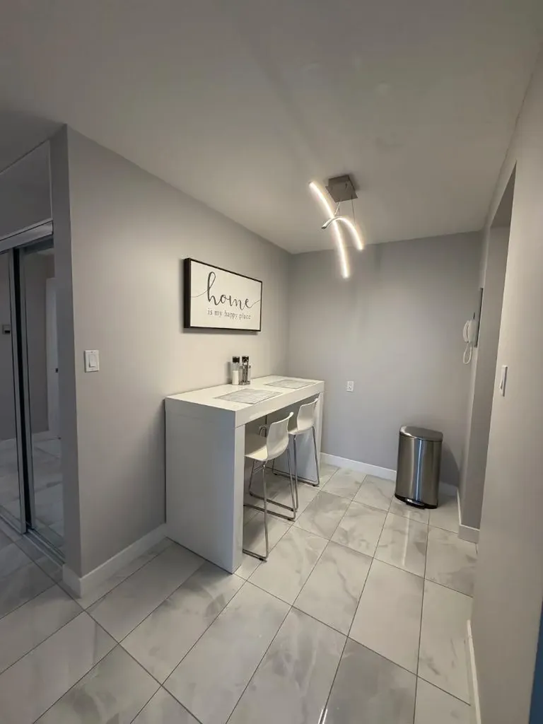 5 Berkeley Place W Lethbridge AB T1L 5M9