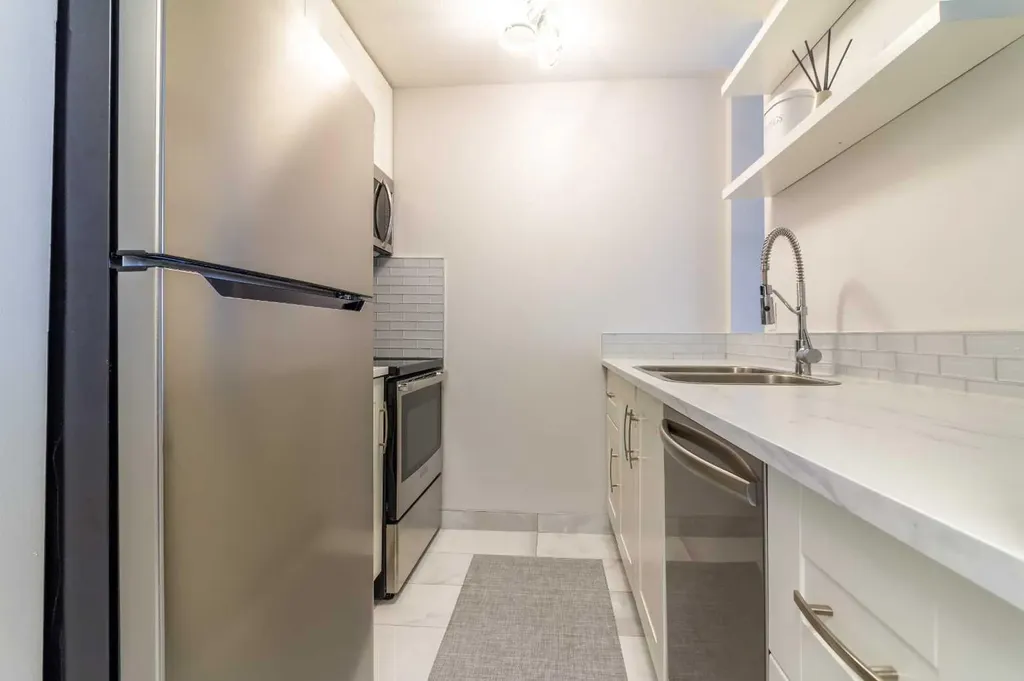 5 Berkeley Place W Lethbridge AB T1L 5M9