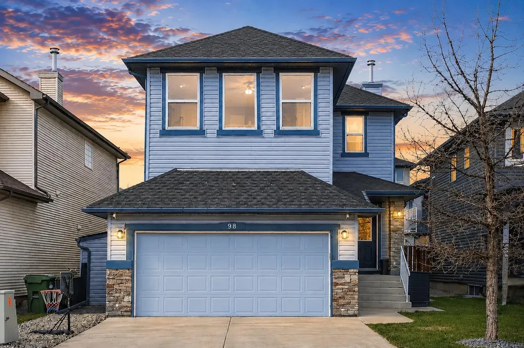 98 Evanscove Circle NW Calgary AB T3P 0A1