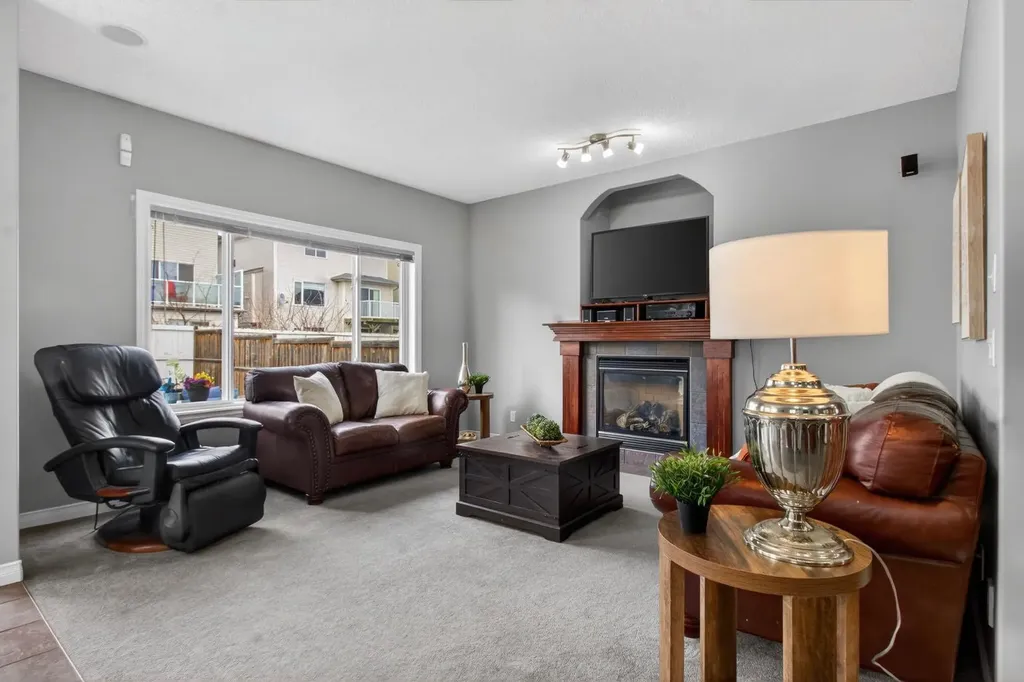 98 Evanscove Circle NW Calgary AB T3P 0A1