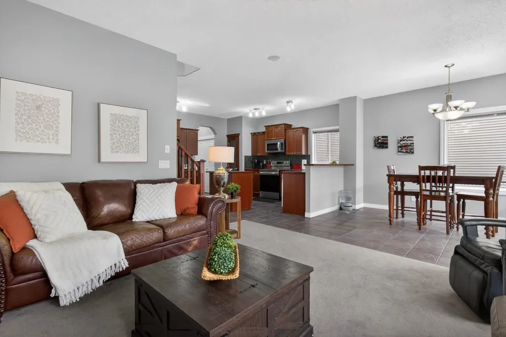 98 Evanscove Circle NW Calgary AB T3P 0A1