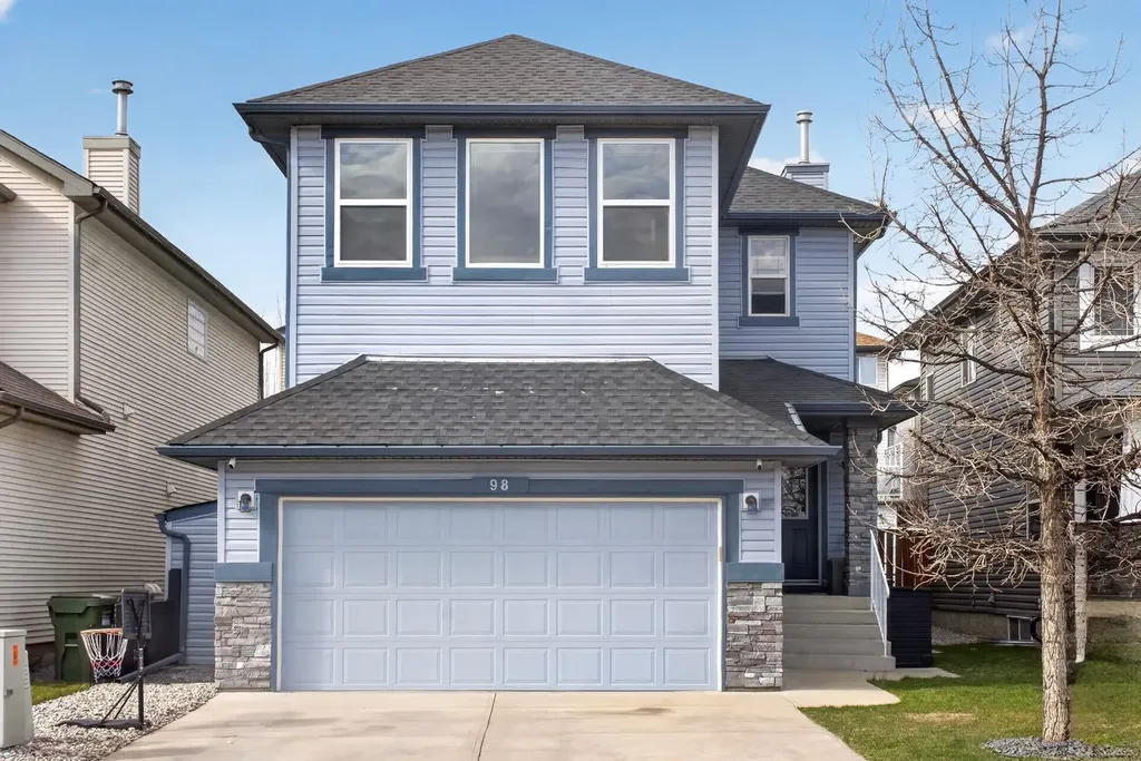 98 Evanscove Circle NW Calgary AB T3P 0A1