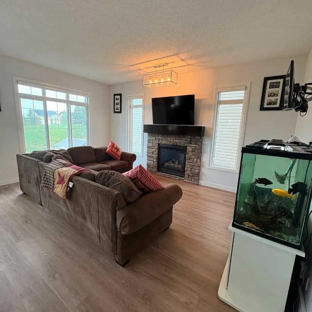 149 Cimarron Vista Crescent Okotoks AB T1S 0K3