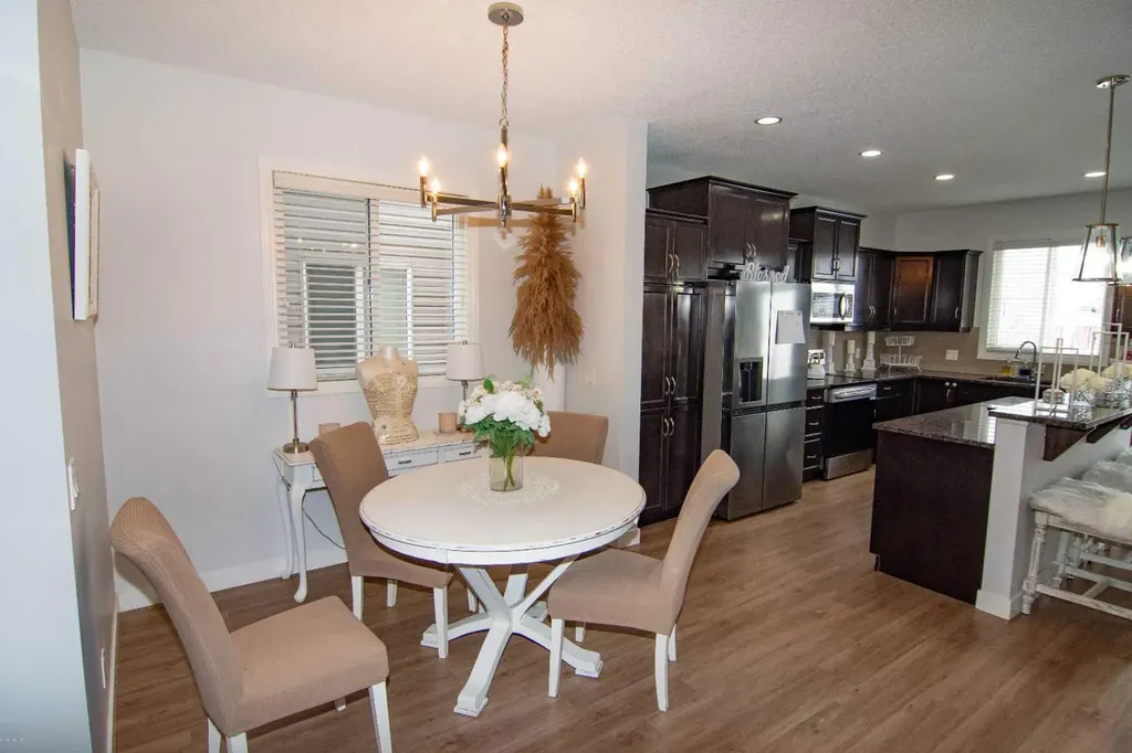 149 Cimarron Vista Crescent Okotoks AB T1S 0K3
