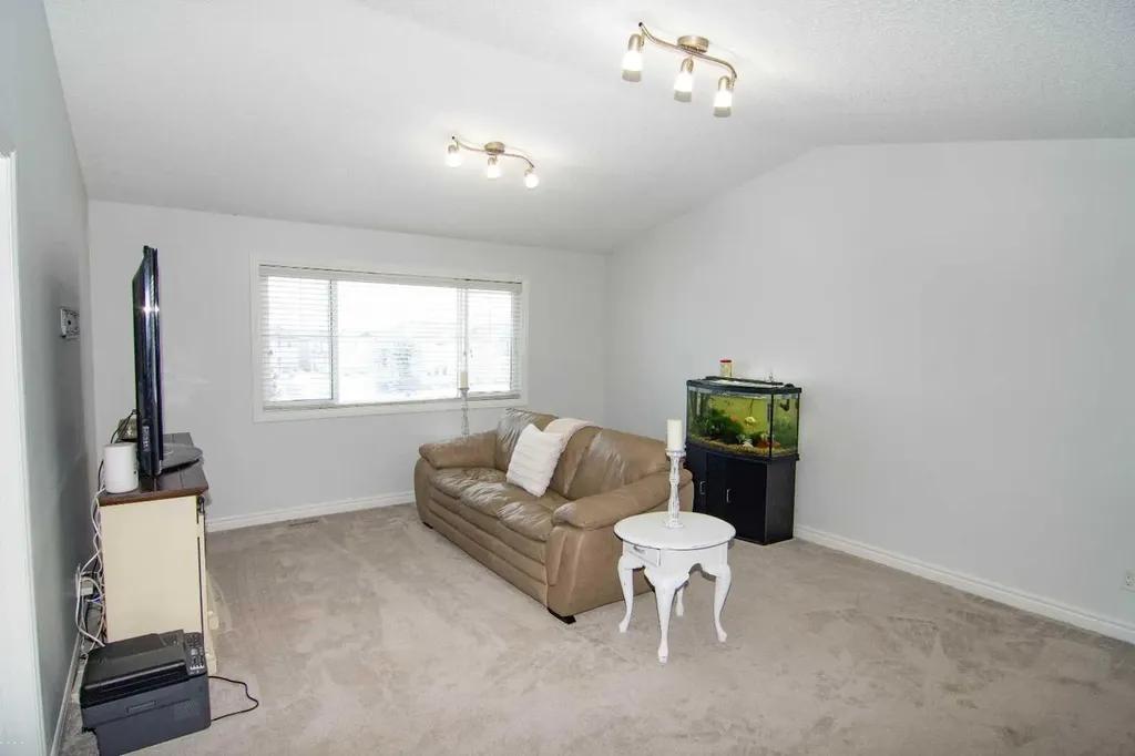 149 Cimarron Vista Crescent Okotoks AB T1S 0K3