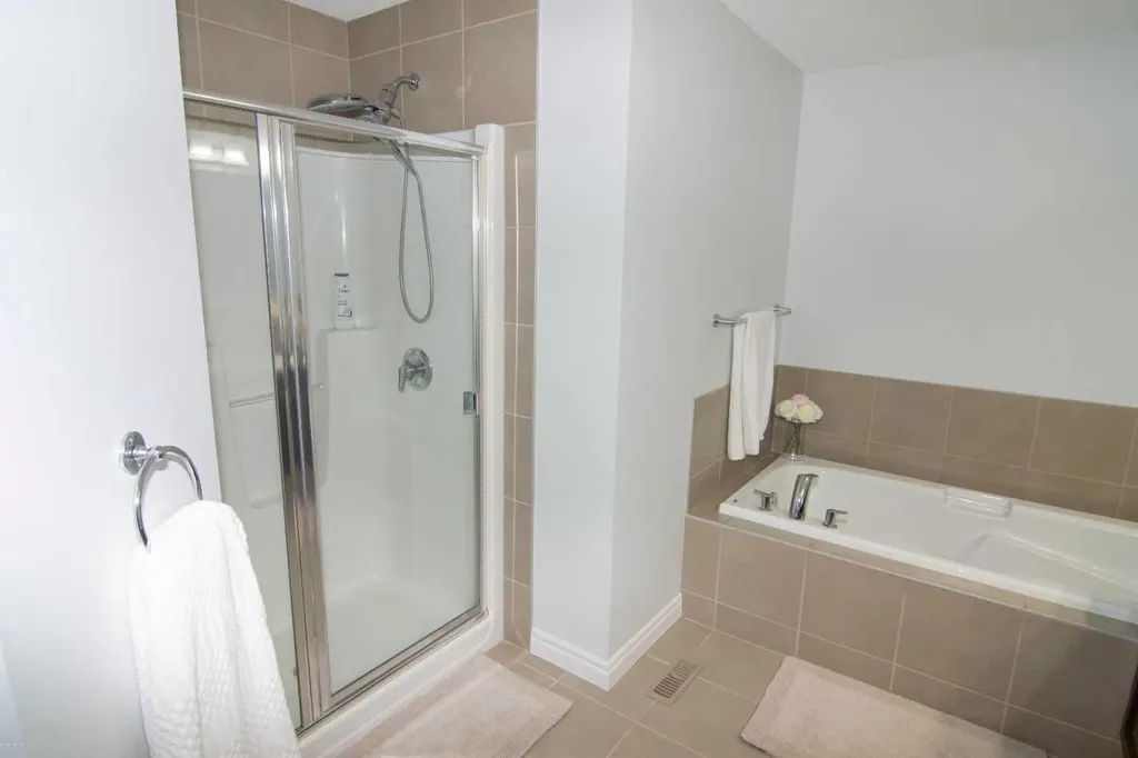 149 Cimarron Vista Crescent Okotoks AB T1S 0K3