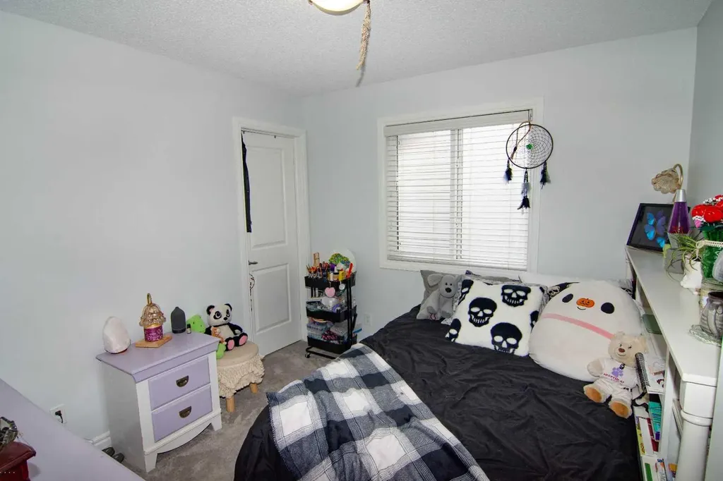 149 Cimarron Vista Crescent Okotoks AB T1S 0K3