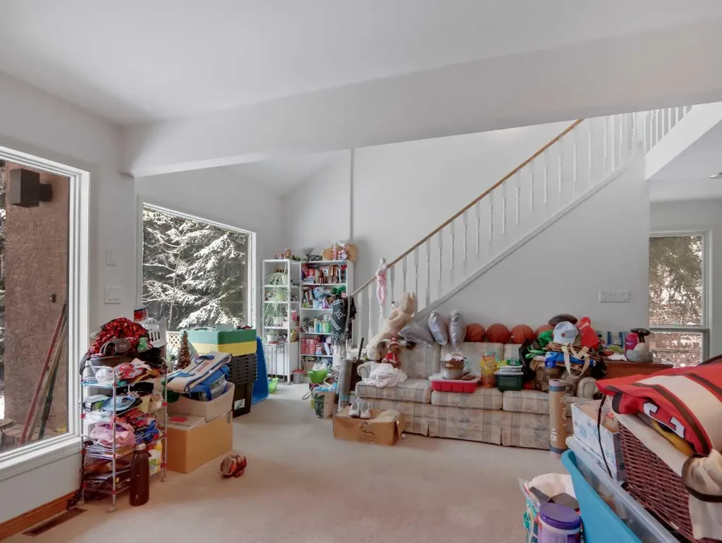 809 13 Street Canmore AB T1W1W5