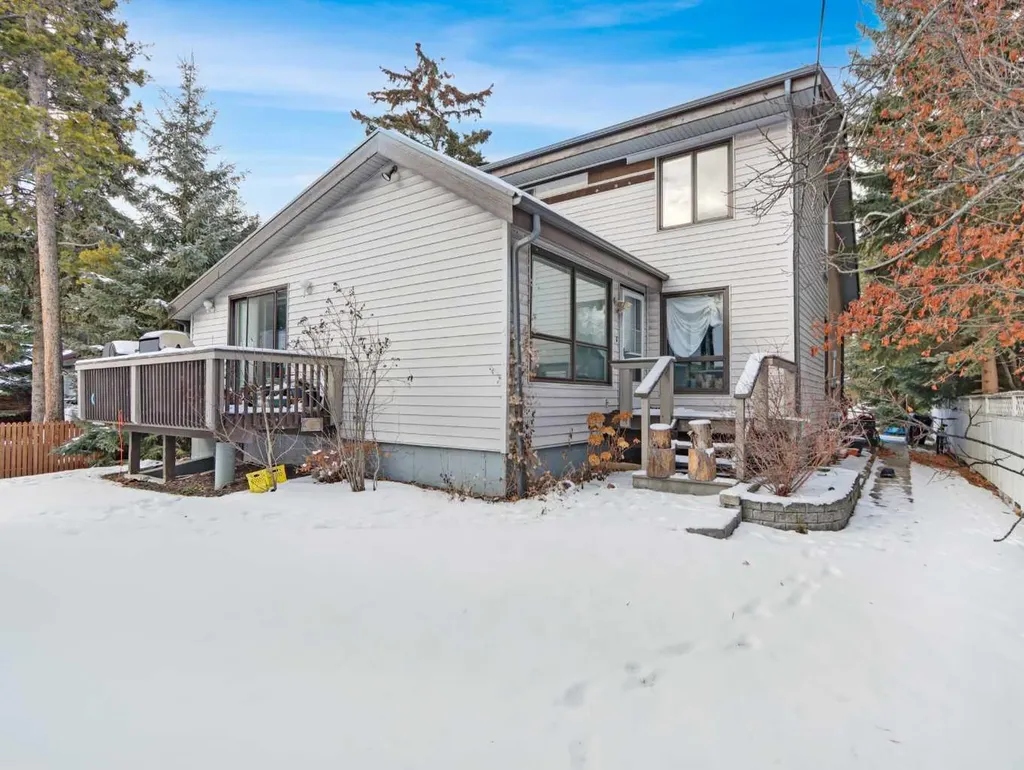 809 13 Street Canmore AB T1W1W5