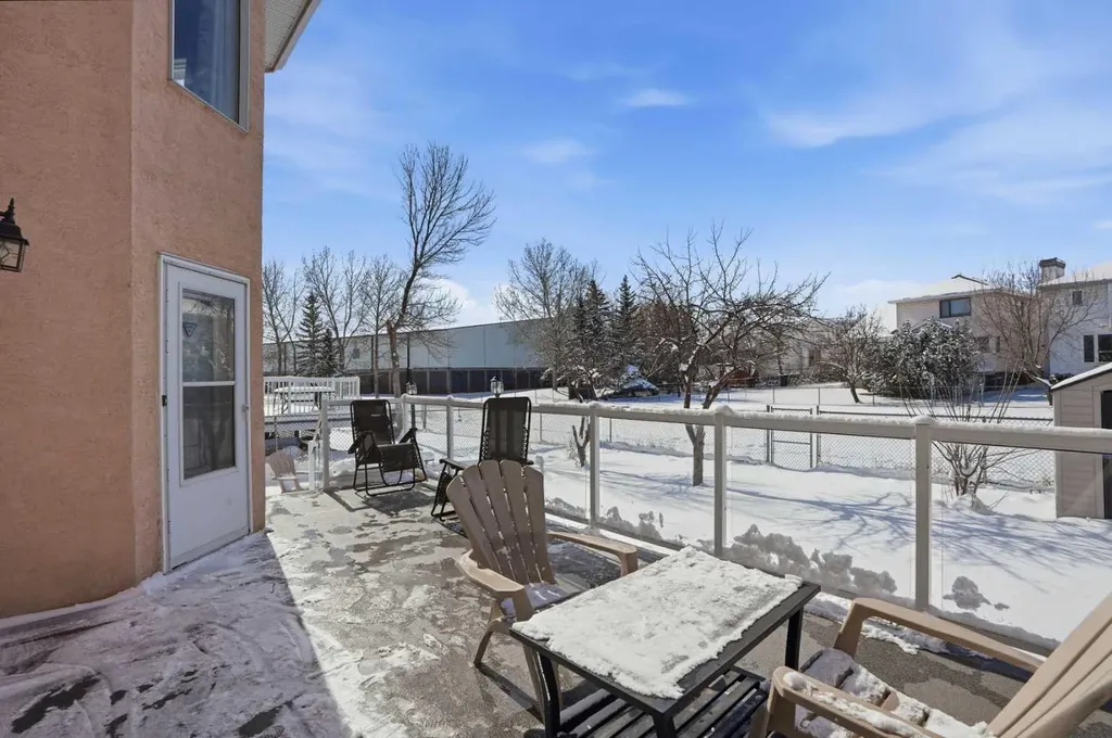 5221 Coral Shores Drive NE Calgary AB T3J 3J7