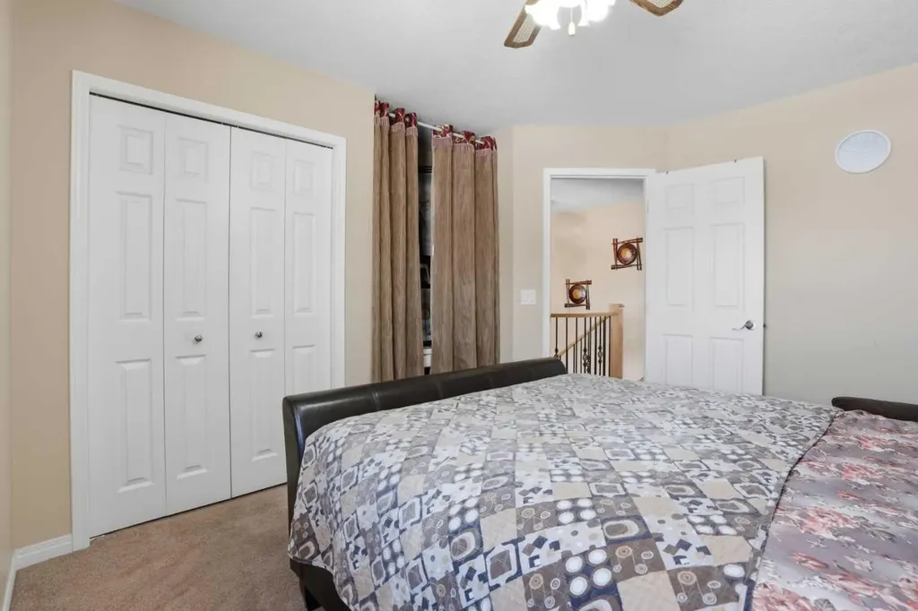 5221 Coral Shores Drive NE Calgary AB T3J 3J7