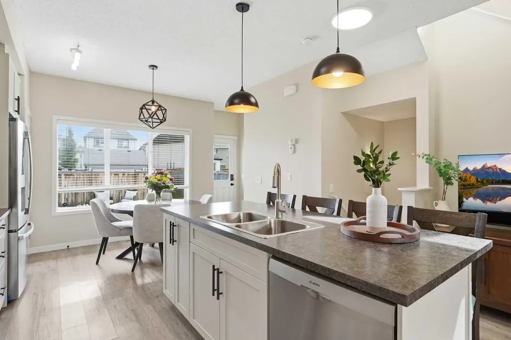 591 Mahogany Boulevard SE Calgary AB T3M 1X8