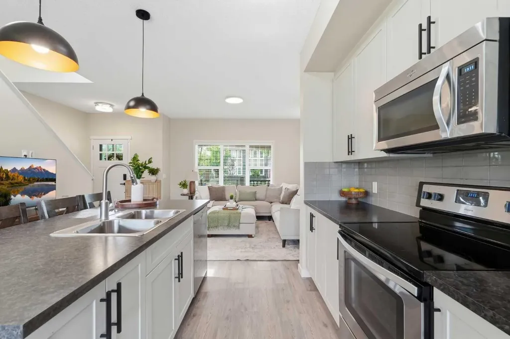 591 Mahogany Boulevard SE Calgary AB T3M 1X8