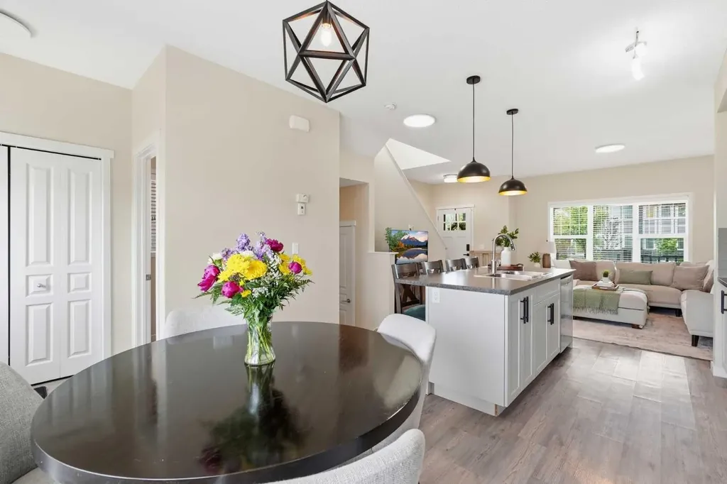 591 Mahogany Boulevard SE Calgary AB T3M 1X8