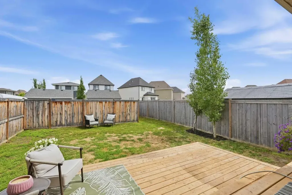 591 Mahogany Boulevard SE Calgary AB T3M 1X8