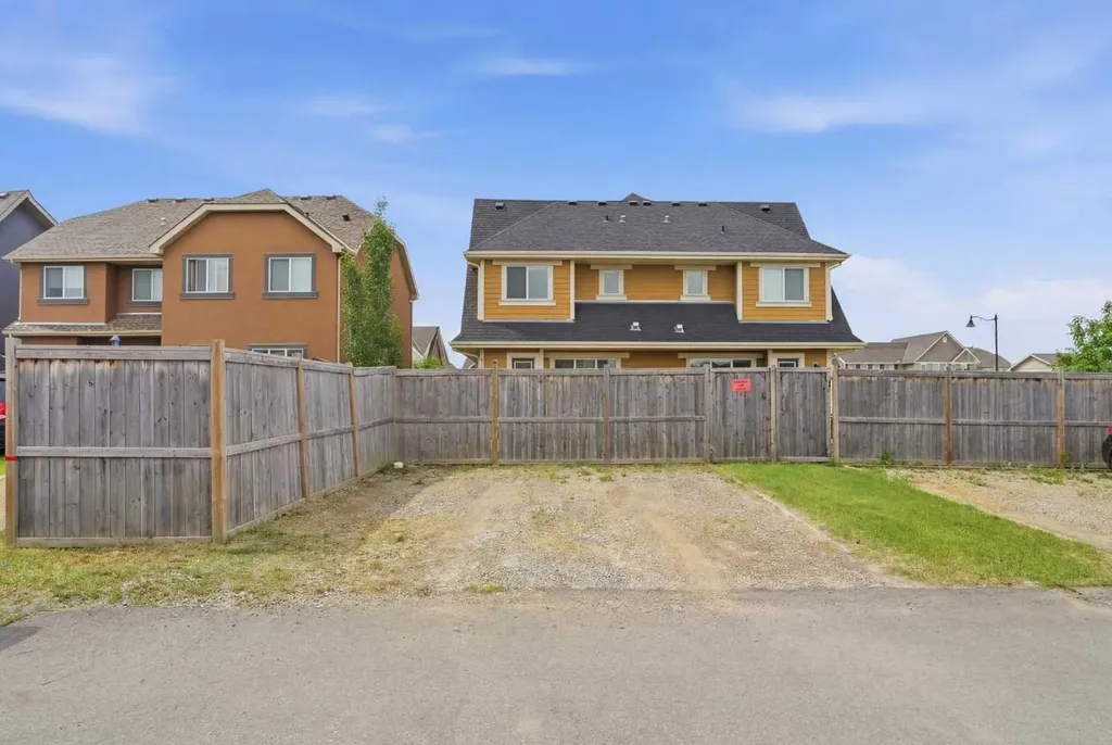 591 Mahogany Boulevard SE Calgary AB T3M 1X8