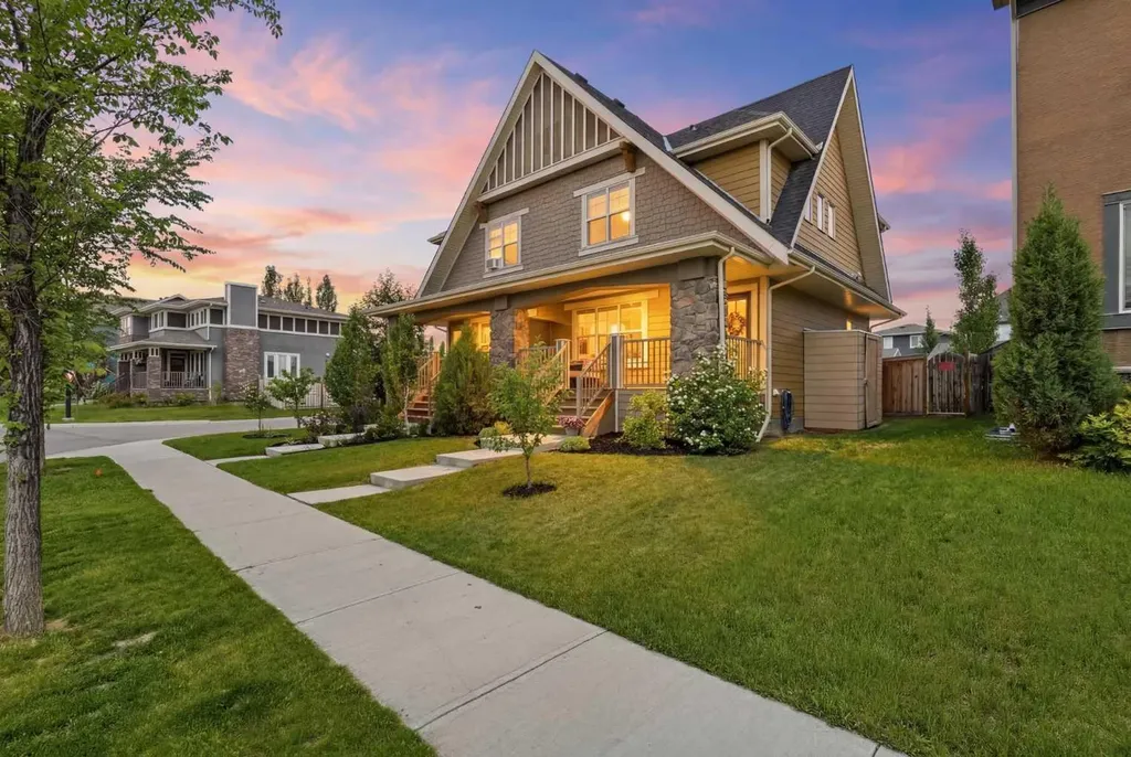 591 Mahogany Boulevard SE Calgary AB T3M 1X8
