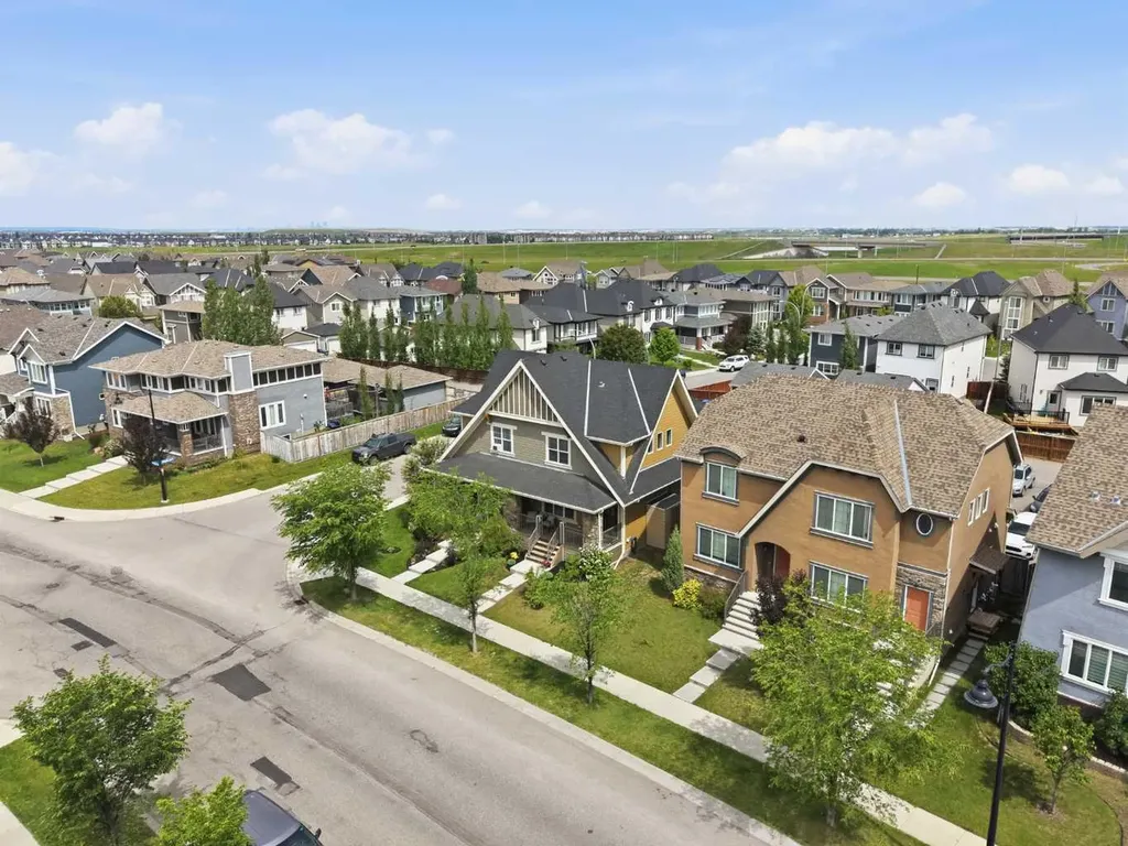 591 Mahogany Boulevard SE Calgary AB T3M 1X8
