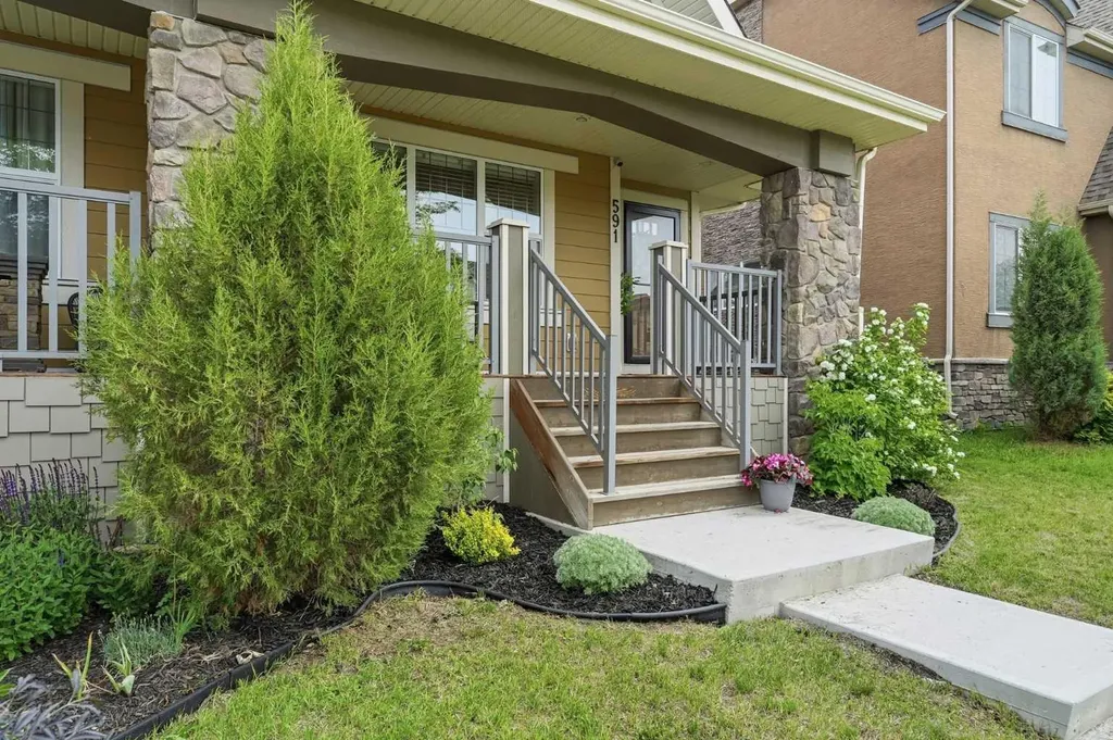 591 Mahogany Boulevard SE Calgary AB T3M 1X8