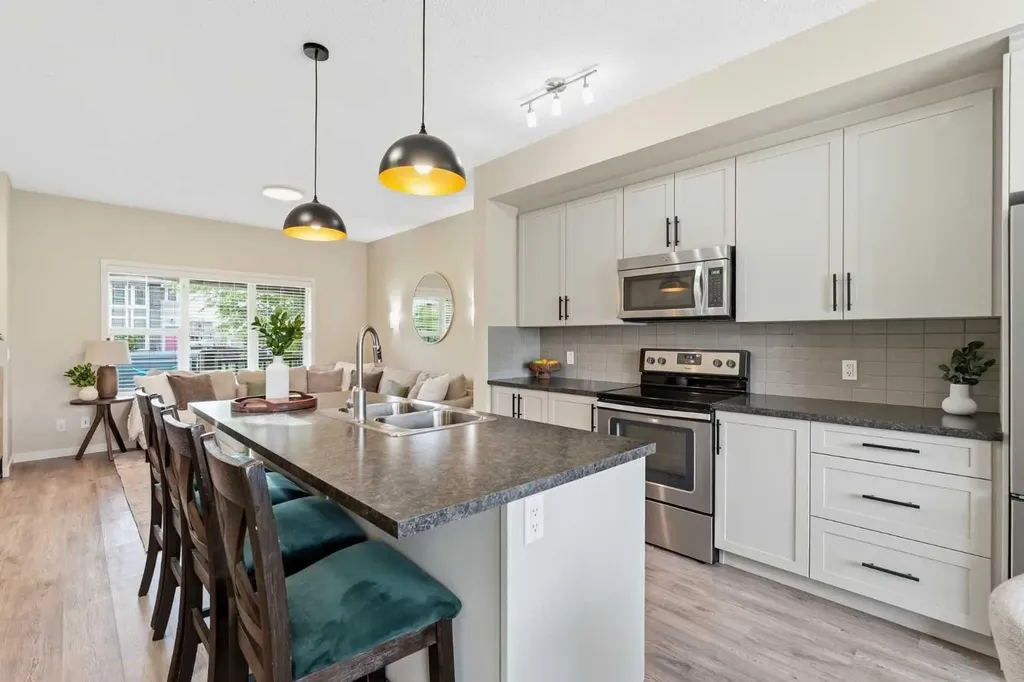 591 Mahogany Boulevard SE Calgary AB T3M 1X8