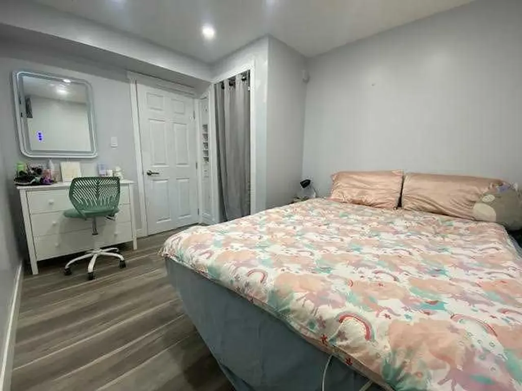 111 Willow Drive Hinton AB T7V1E5