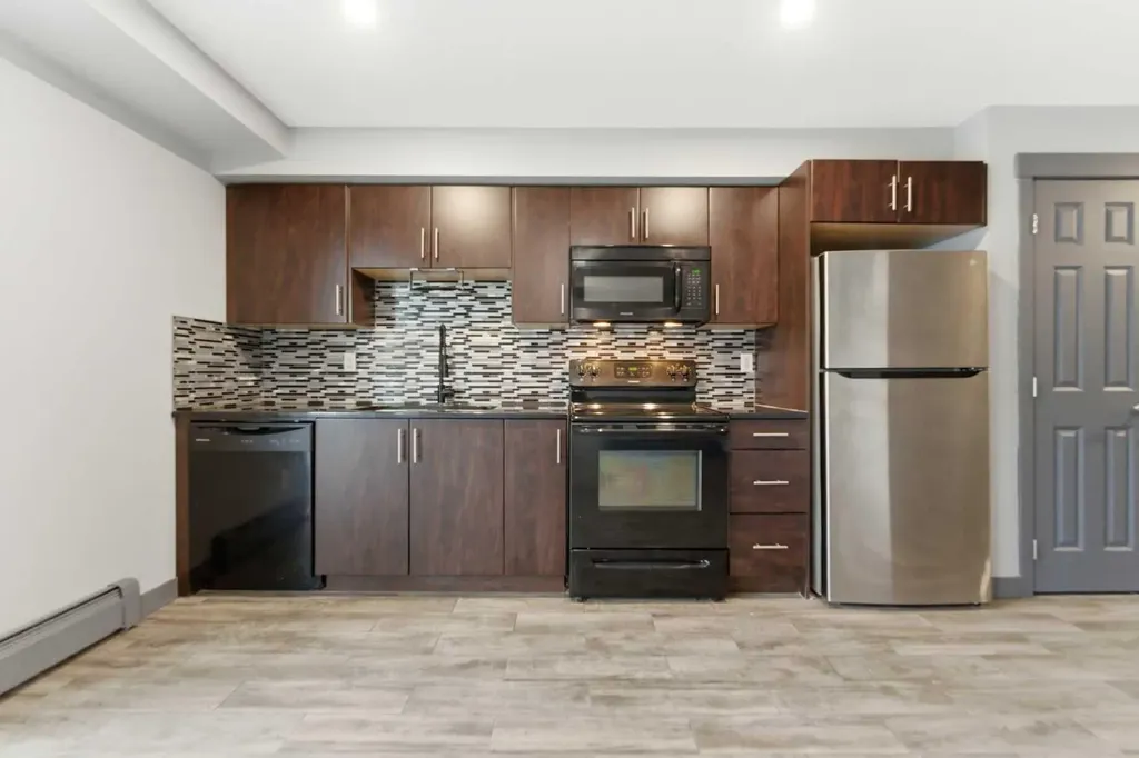 755 Copperpond Boulevard SE Calgary AB T2Z 4R2