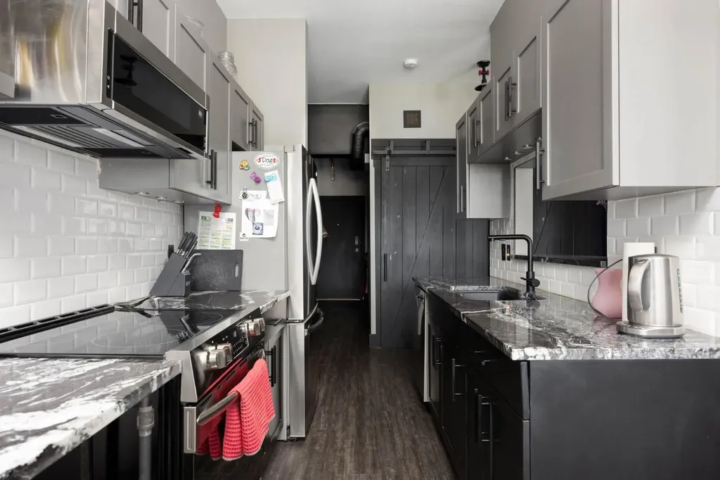8026 Franklin Avenue Fort Mcmurray AB T9H 5K3
