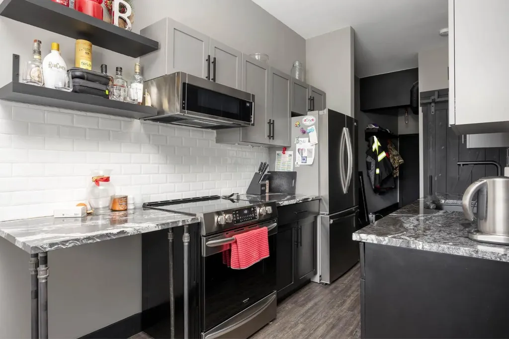 8026 Franklin Avenue Fort Mcmurray AB T9H 5K3