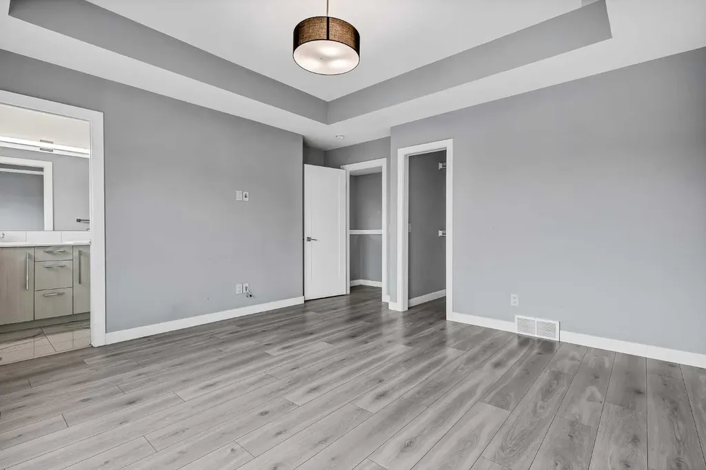 25 Red Embers Place NE Calgary AB T3N 1K6