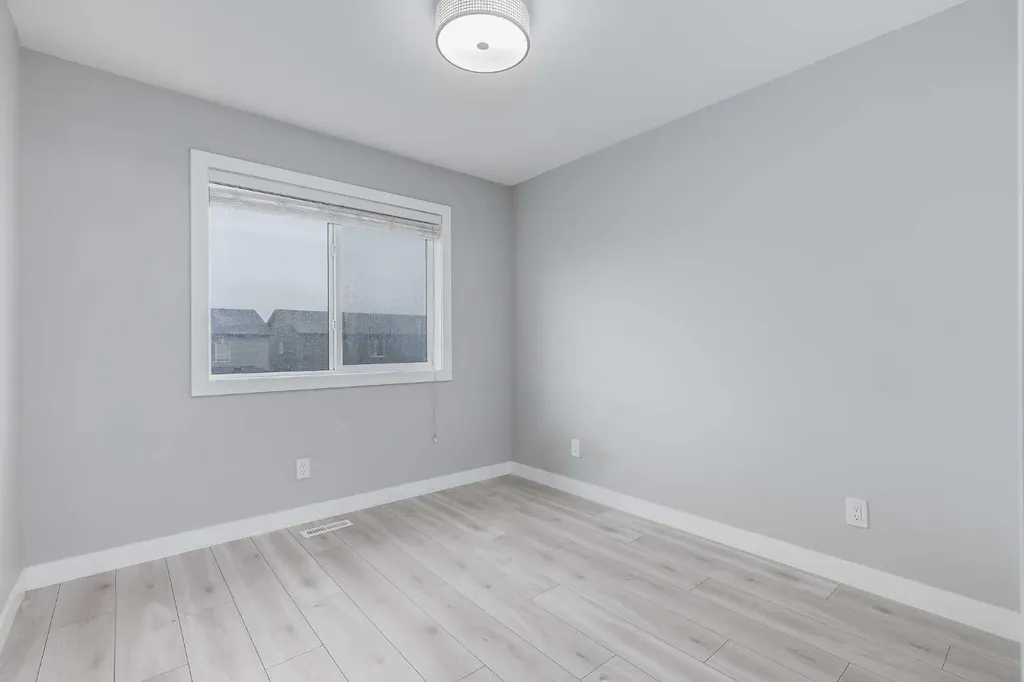 25 Red Embers Place NE Calgary AB T3N 1K6