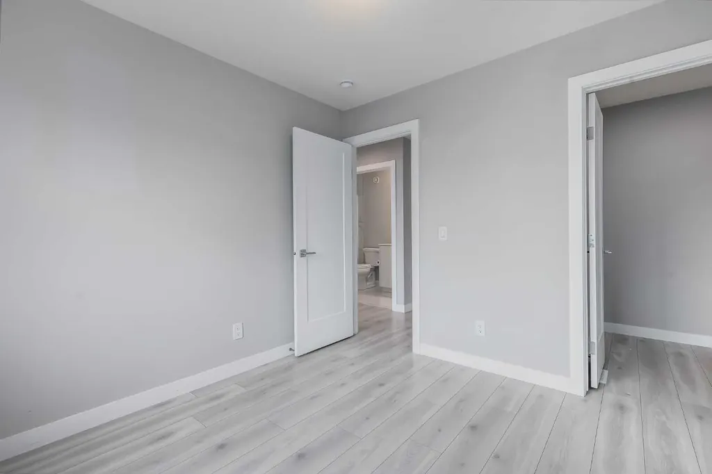 25 Red Embers Place NE Calgary AB T3N 1K6