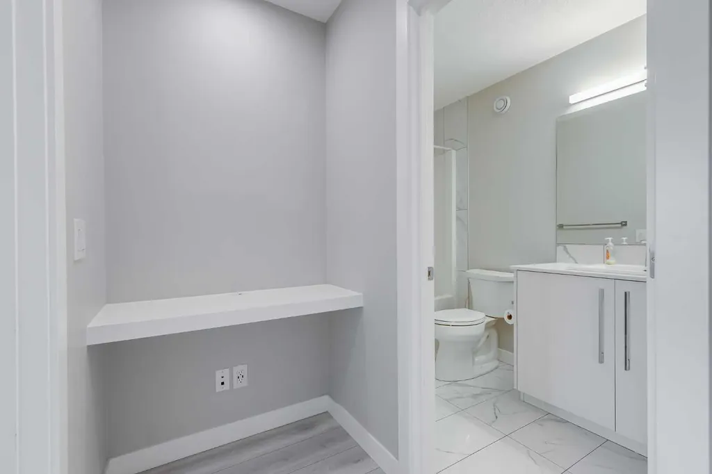 25 Red Embers Place NE Calgary AB T3N 1K6