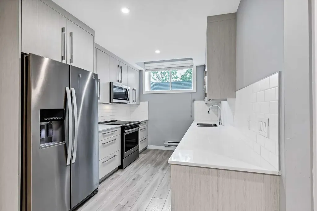 25 Red Embers Place NE Calgary AB T3N 1K6