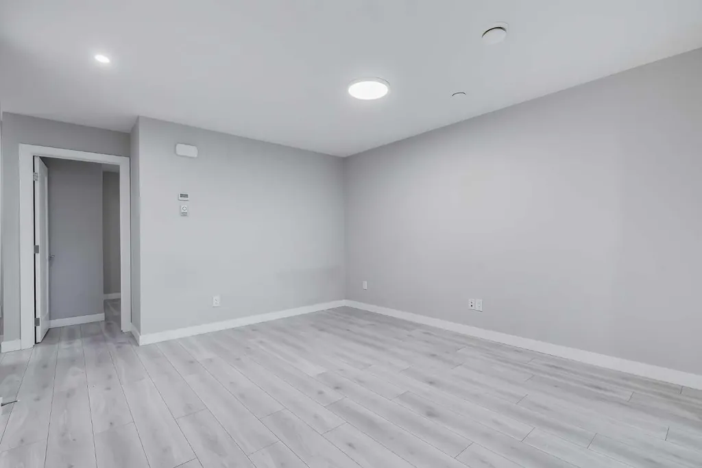 25 Red Embers Place NE Calgary AB T3N 1K6