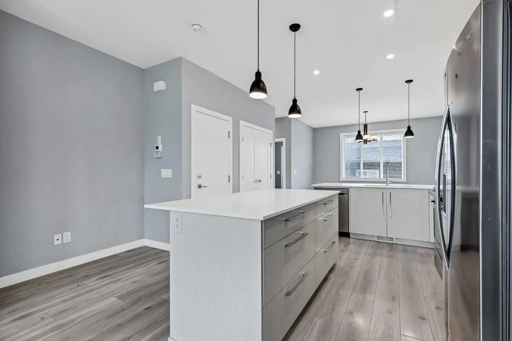25 Red Embers Place NE Calgary AB T3N 1K6