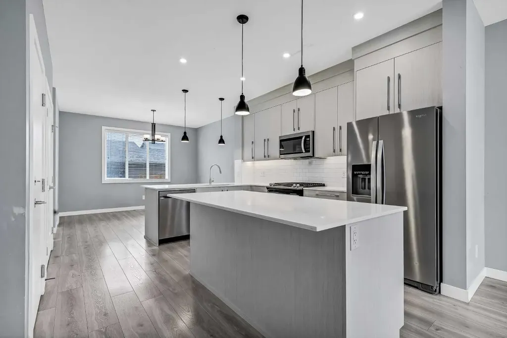 25 Red Embers Place NE Calgary AB T3N 1K6