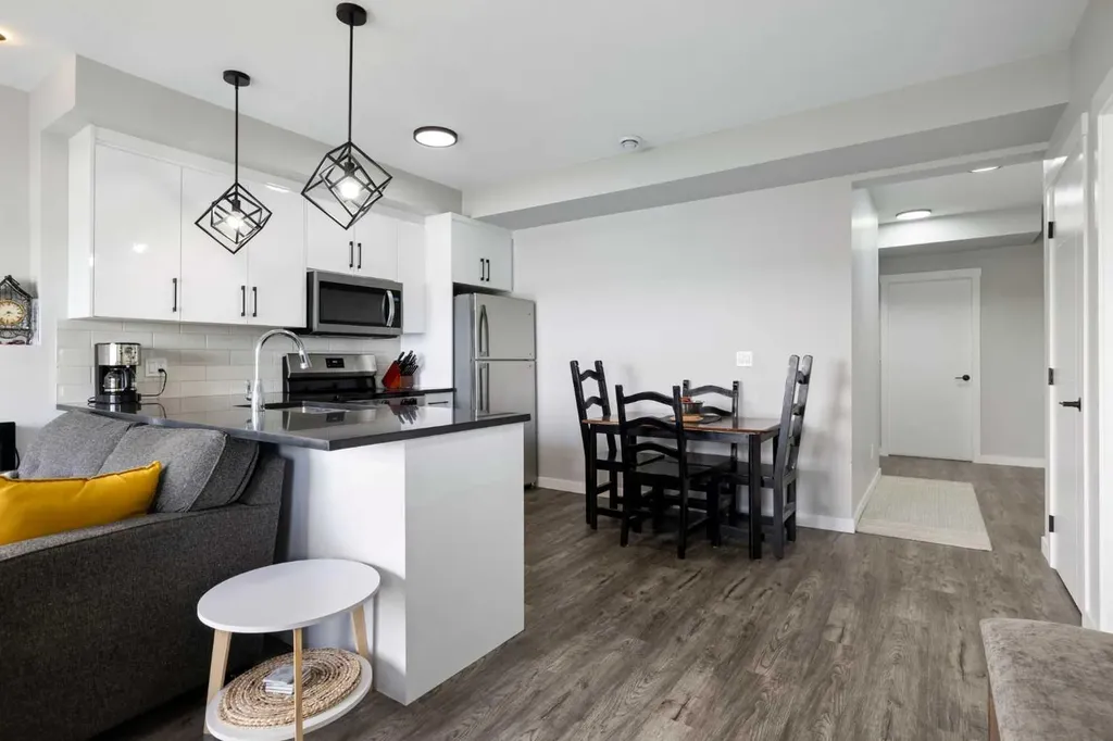 836 Edgefield Street Strathmore AB T1P 0A7