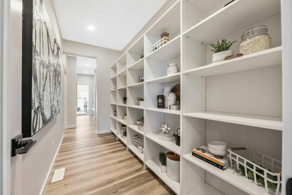 146 Osprey Hill Way SW Calgary AB T3B6S3